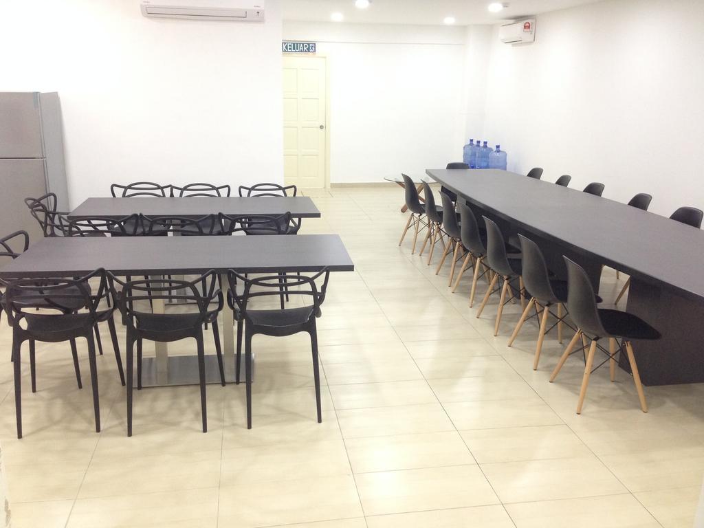Crystal Garden Hotel - Seri Kembangan Ngoại thất bức ảnh